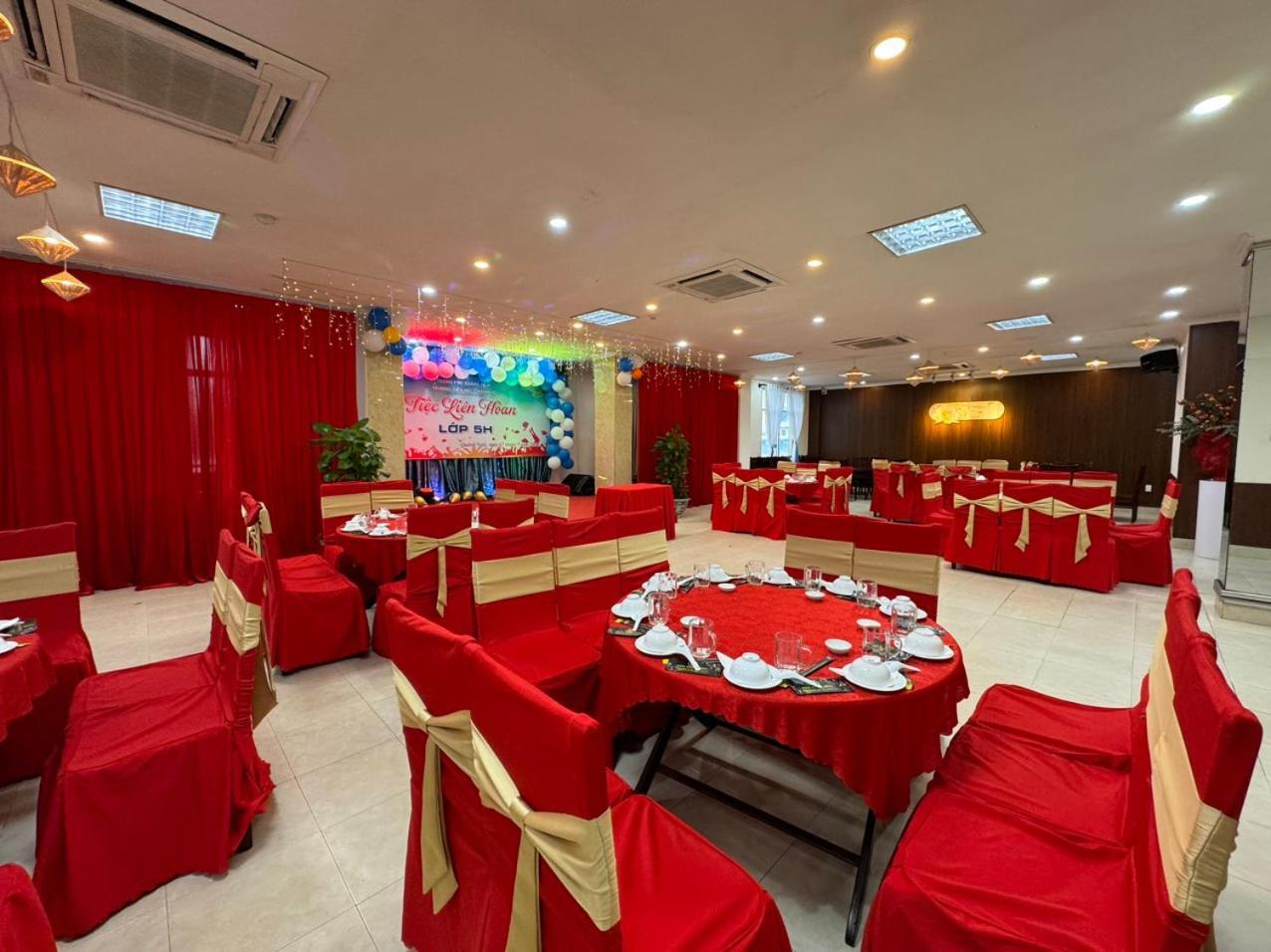 Hotel Khach San Hung Vuong Quang Ngai Zewnętrze zdjęcie